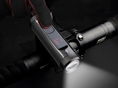 Lampa Przód Ravemen CR900 Black