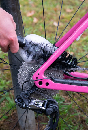 Dynamic Bike Care Cone Brush 