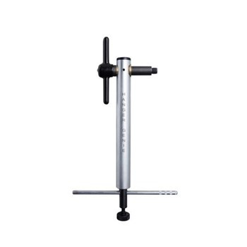 Przyrząd do prostowania haków w ramie Unior